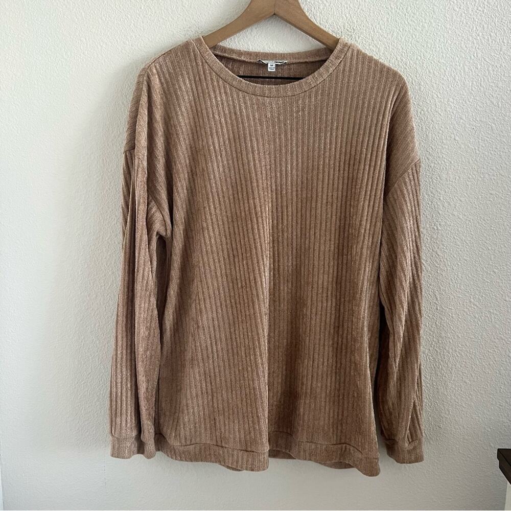 Fashion Nova Ribbed Oversized Neutral Long Sleeve Shirt Medium